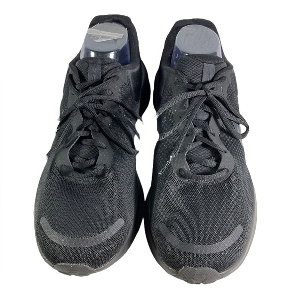 Nike Black Revolution 7 Men's Flyknit Running Shoes Size 11 SN # FB2207-005 - Picture 1 of 13